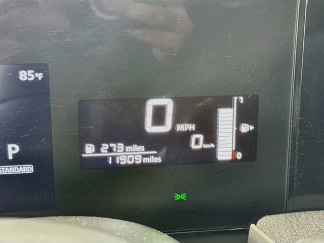 Used 2025 Nissan Kicks SV FWD image 12