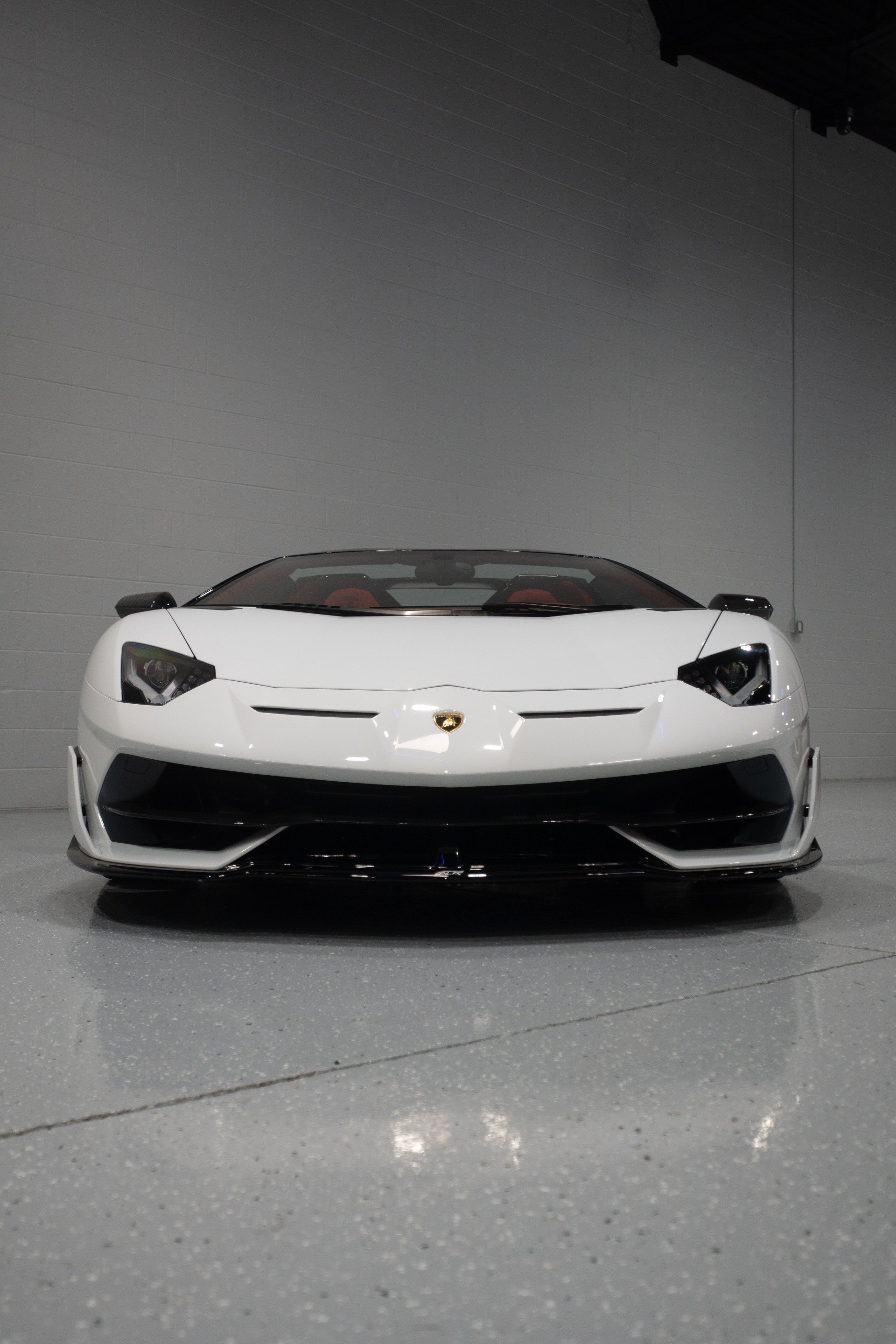 Used 2020 Lamborghini Aventador SVJ AWD/4WD image 28