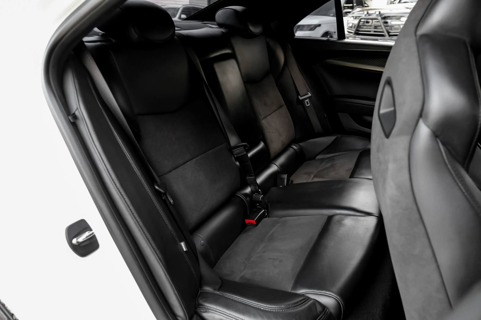 Used 2017 Cadillac ATS V w/ Carbon Black Package image 35