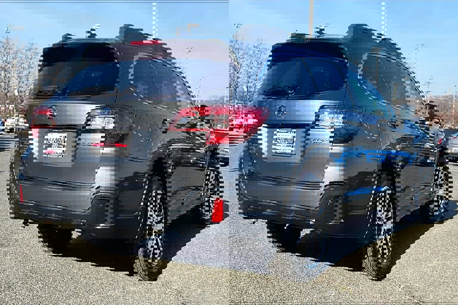 Used 2018 Subaru Outback 2.5i Limited image 11