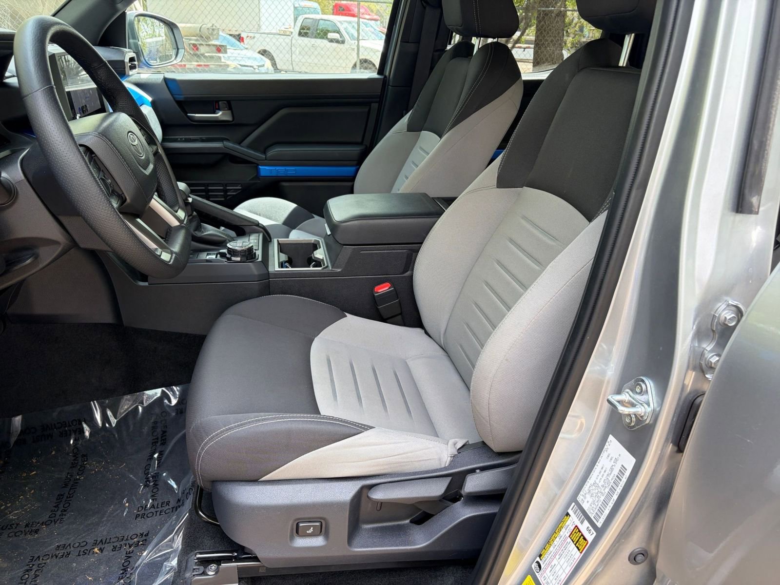 Used 2025 Toyota Tacoma TRD Off-Road image 24