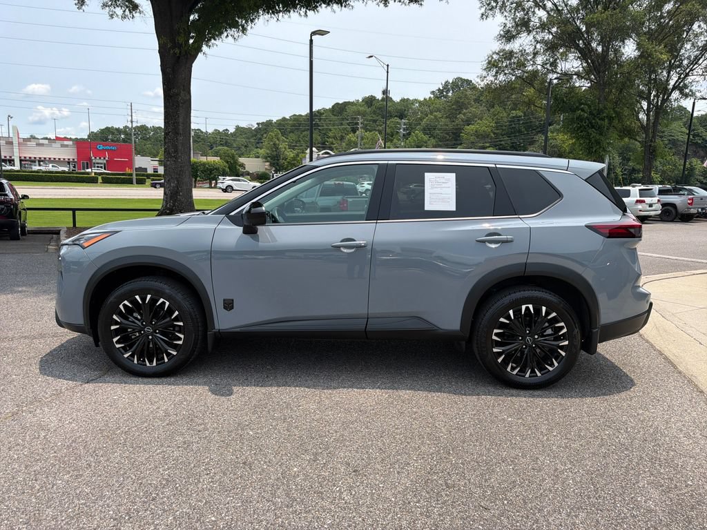 Used 2026 Nissan Rogue Dark Armor FWD image 14