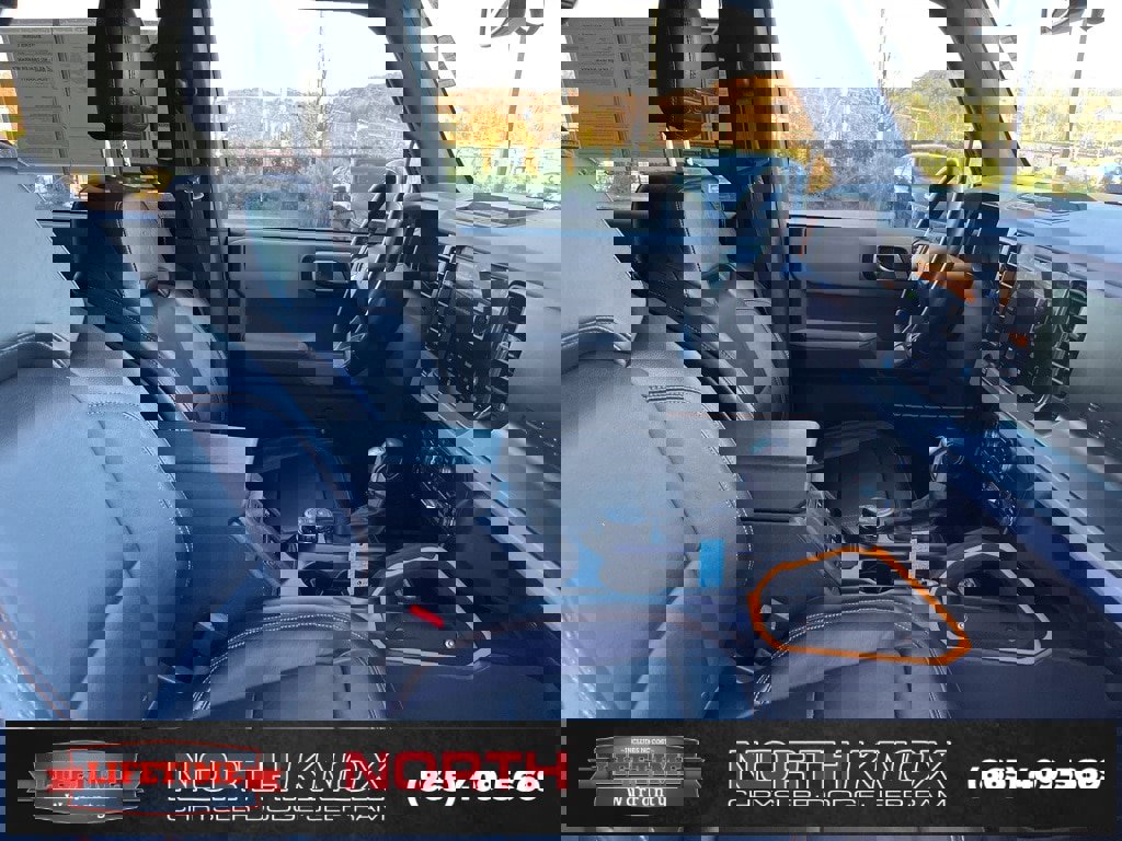 Used 2021 Ford Bronco Badlands image 24