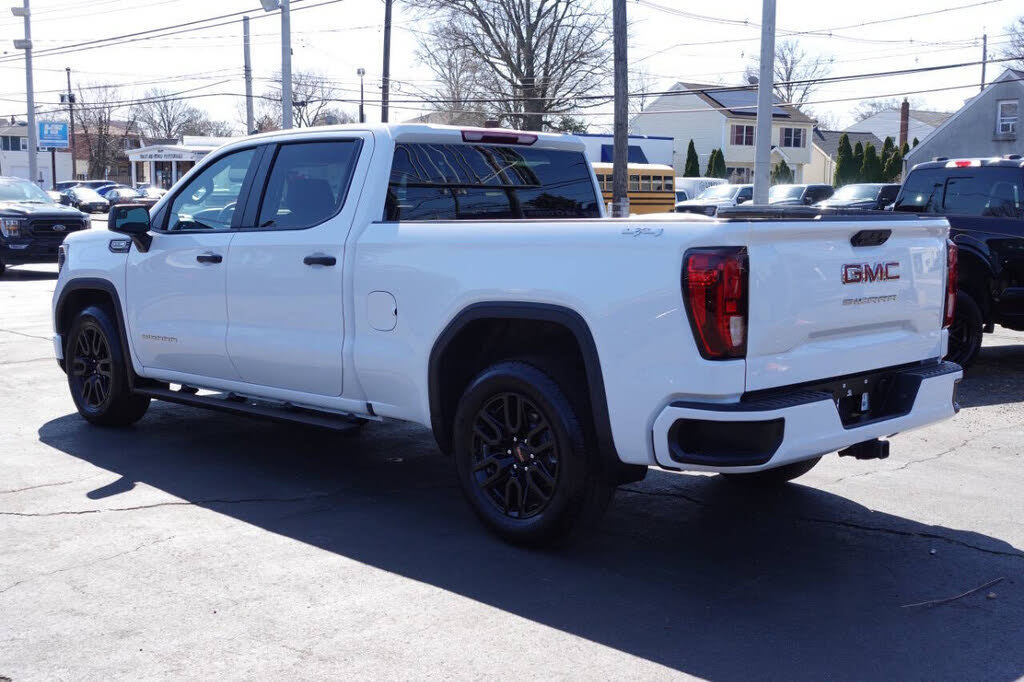 Used 2023 GMC Sierra 1500 Pro w/ Graphite Edition AWD/4WD image 3