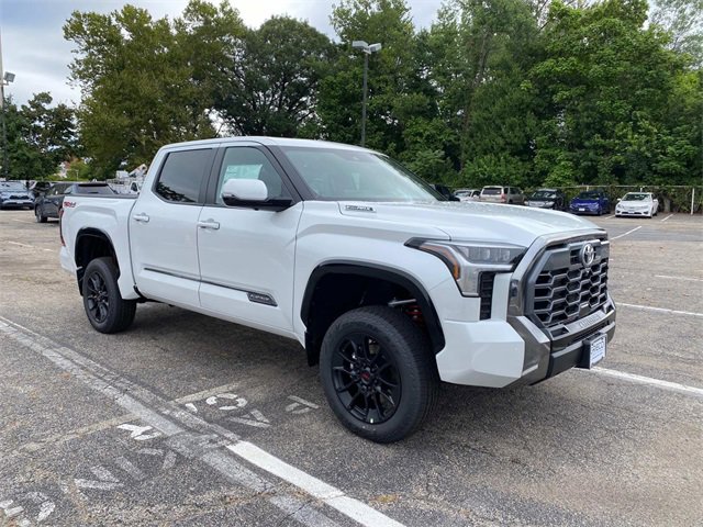 New 2025 Toyota Tundra Platinum