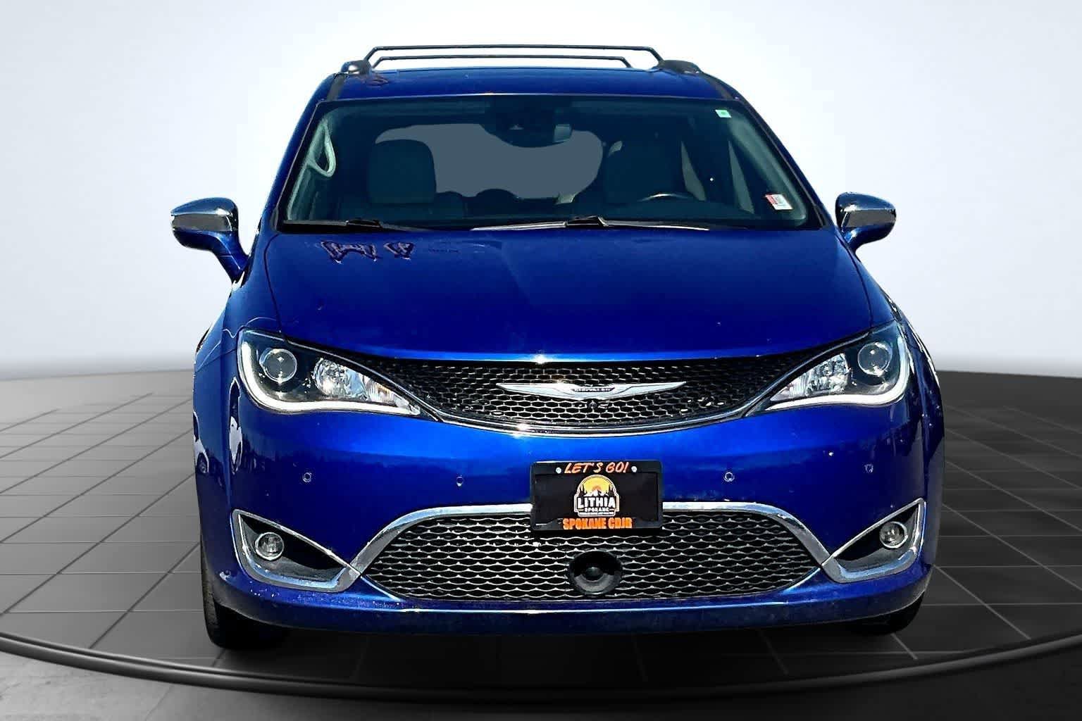 Used 2020 Chrysler Pacifica Limited image 6