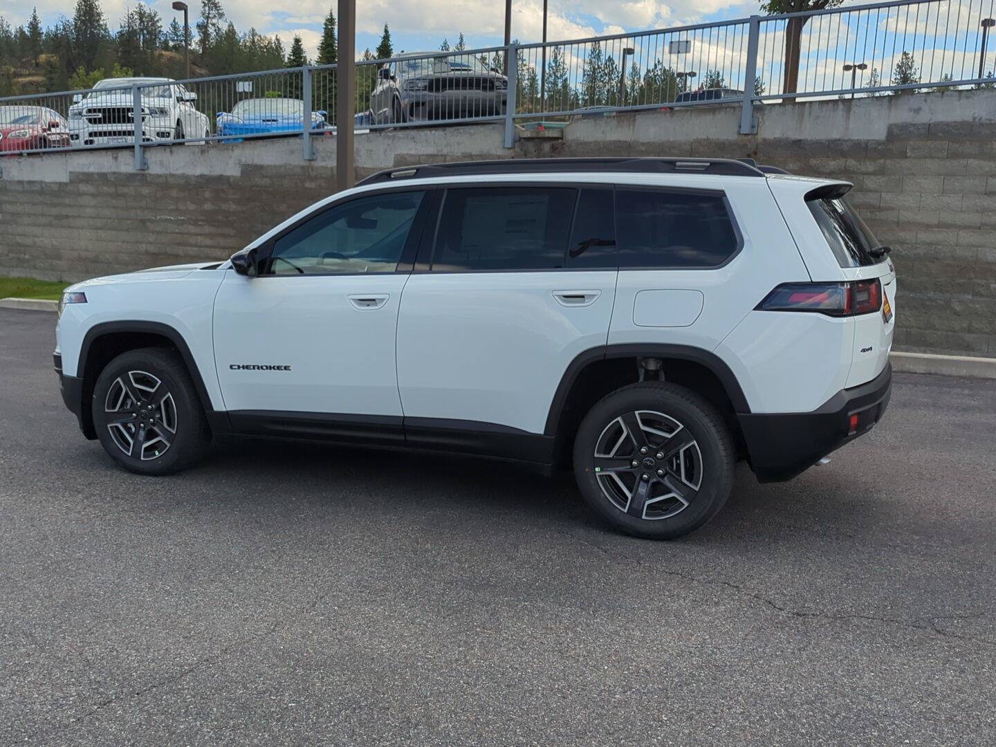 New 2026 Jeep Cherokee Limited AWD/4WD image 4