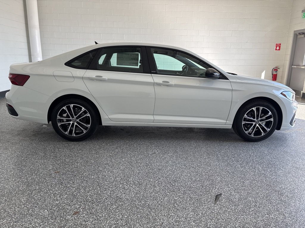Certified 2026 Volkswagen Jetta Sport FWD image 6
