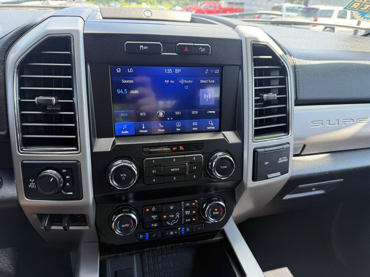 Used 2021 Ford F350 Lariat w/ Lariat Ultimate Package AWD/4WD image 35