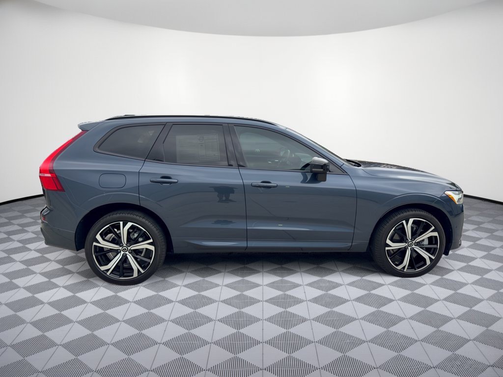 Used 2024 Volvo XC60 T8 Ultimate w/ Protection Package Premier AWD/4WD image 8