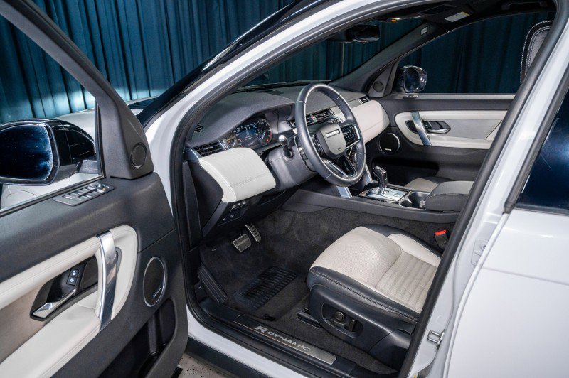 Used 2023 Land Rover Discovery Sport S R-Dynamic image 12