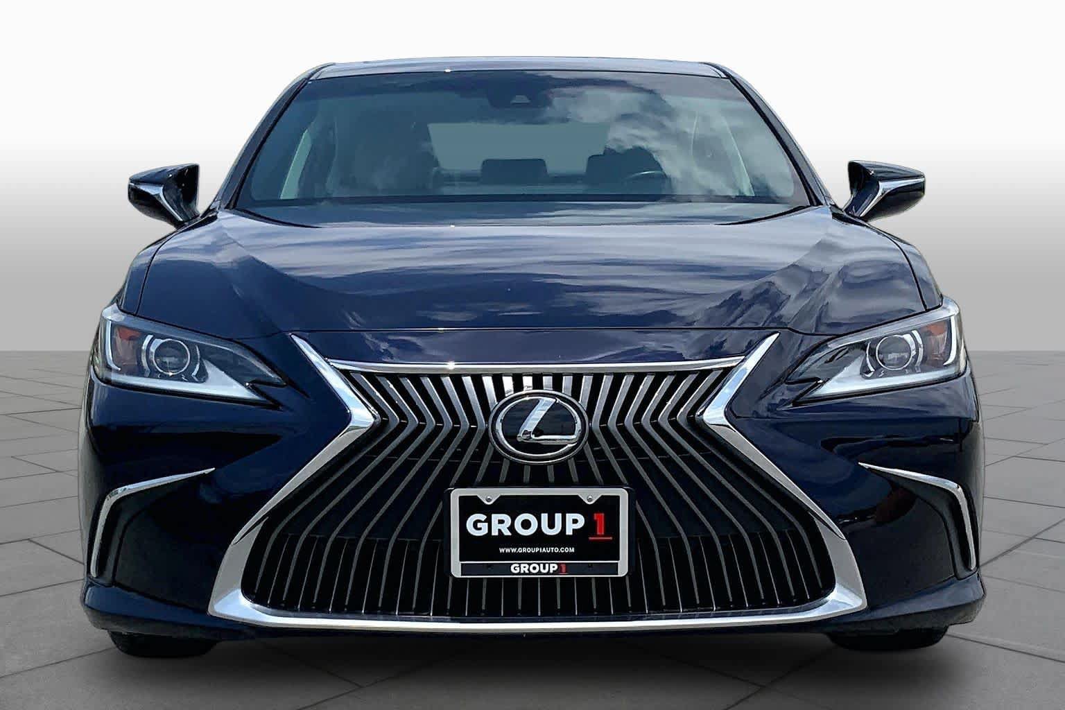 Used 2019 Lexus ES 350 w/ Accessory Package 2 FWD image 4