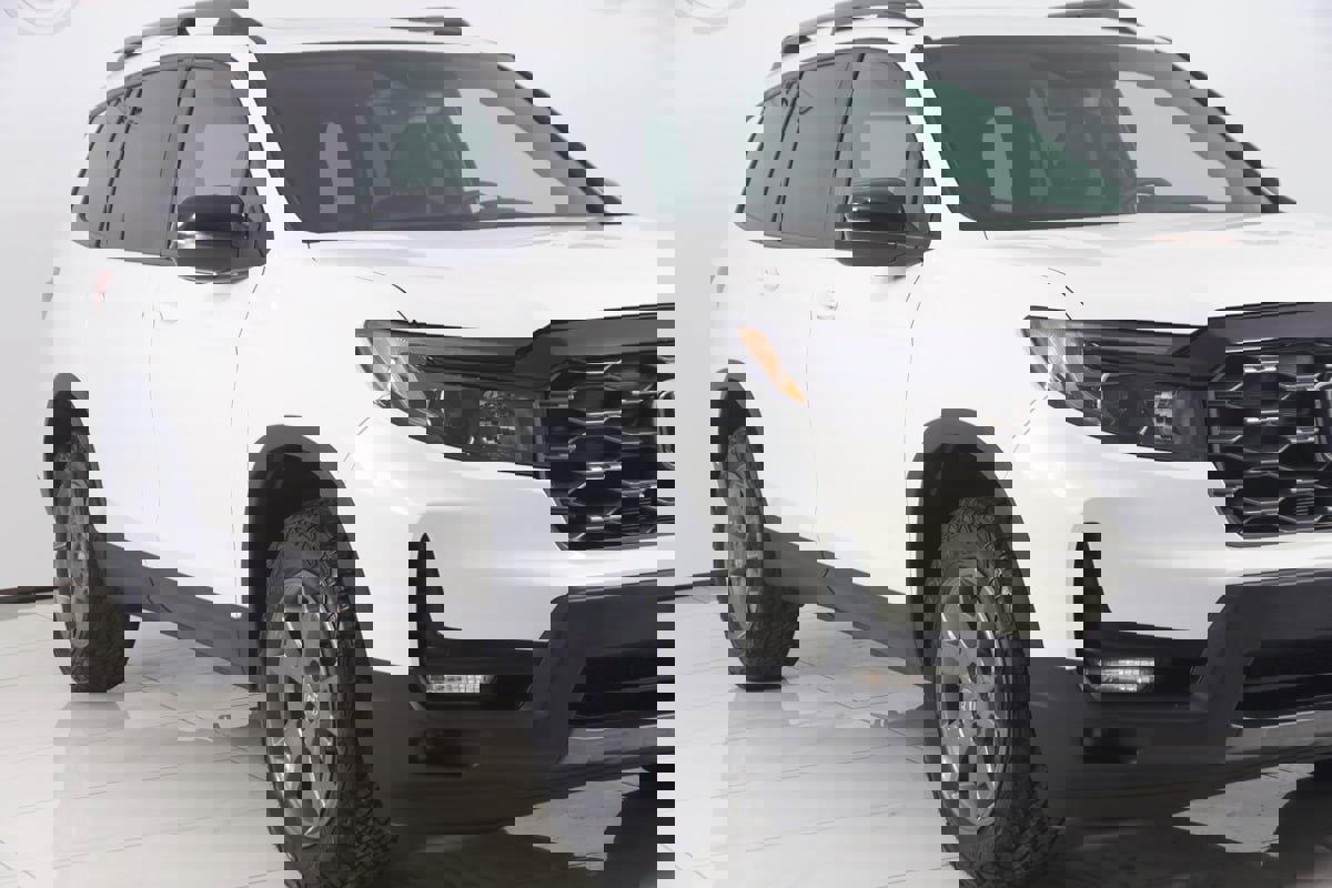 Used 2024 Honda Passport TrailSport image 36