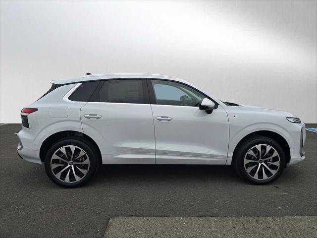 New 2026 Audi Q3 quattro 2.0T image 2