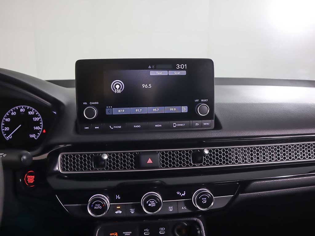 Used 2025 Honda Civic LX image 41