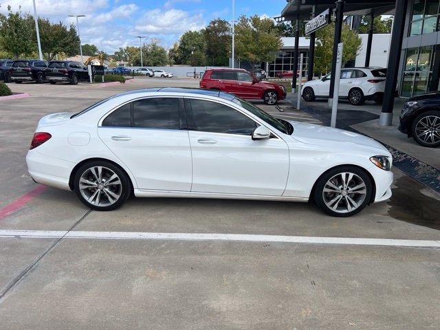 Used 2015 Mercedes-Benz C 300 Sedan image 3
