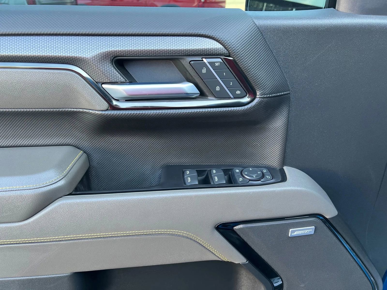 Used 2023 Chevrolet Silverado 1500 ZR2 w/ Technology Package image 12