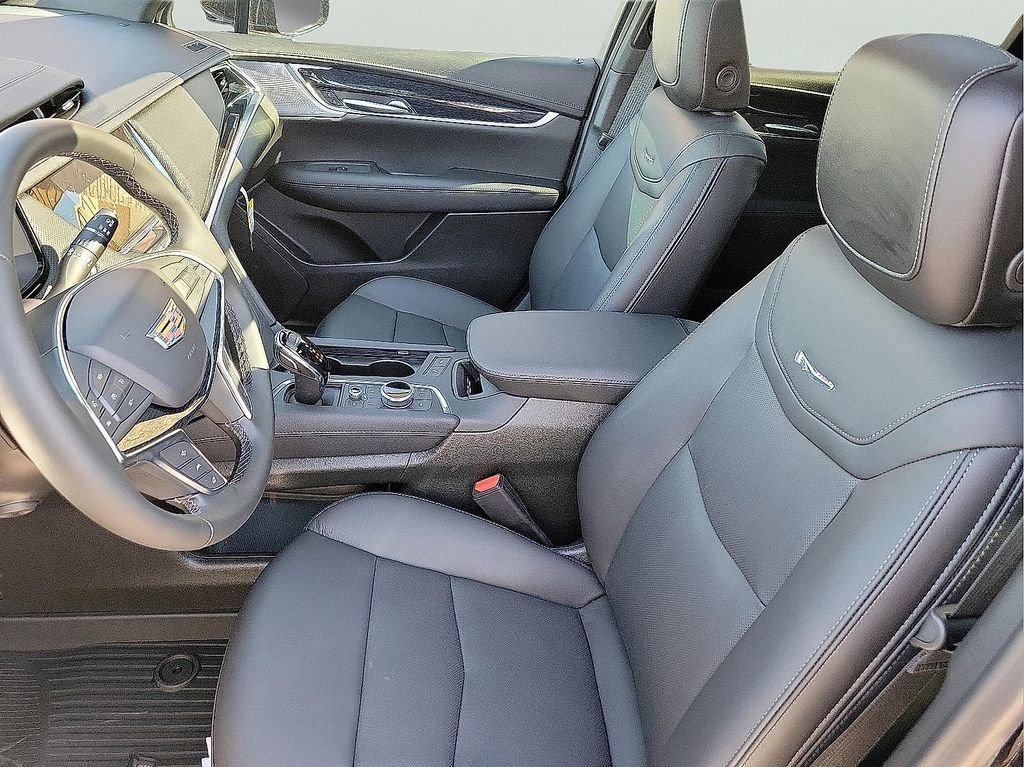 New 2025 Cadillac XT5 Premium Luxury w/ Technology Package image 14