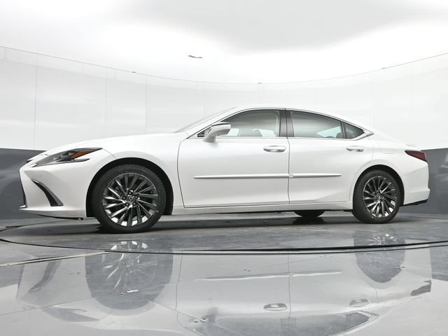 Certified 2024 Lexus ES 350 Ultra Luxury w/ Accessory Package (Z2) FWD image 16