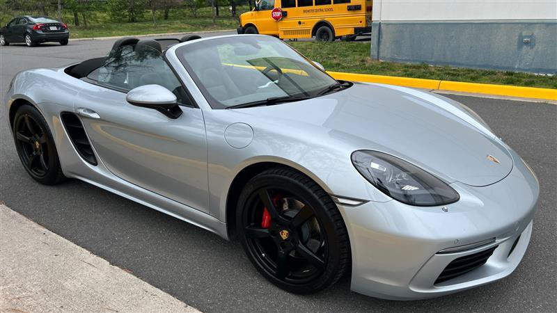 Used 2018 Porsche 718 Boxster RWD image 79