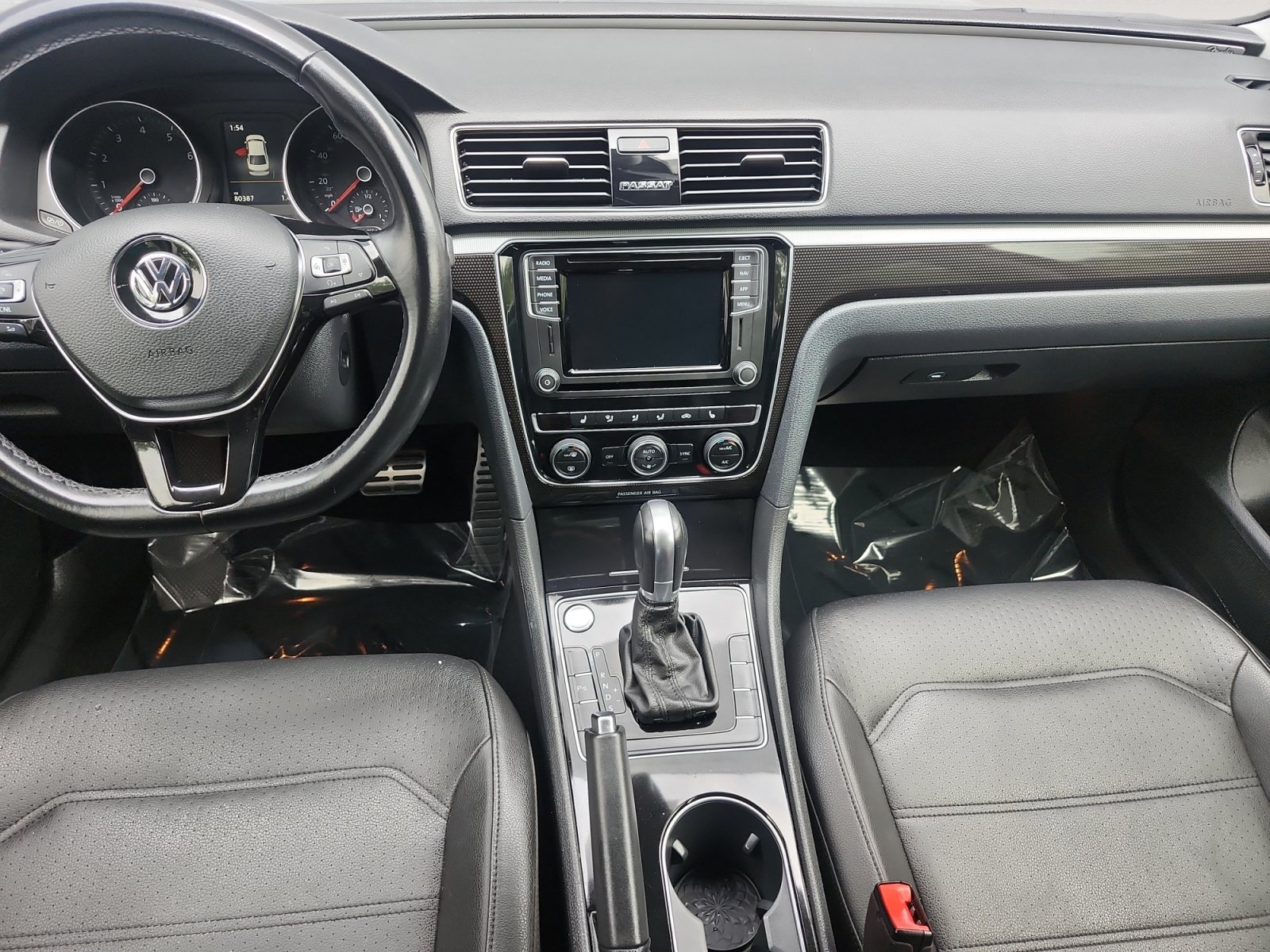 Used 2019 Volkswagen Passat 2.0T SE R-Line FWD image 11