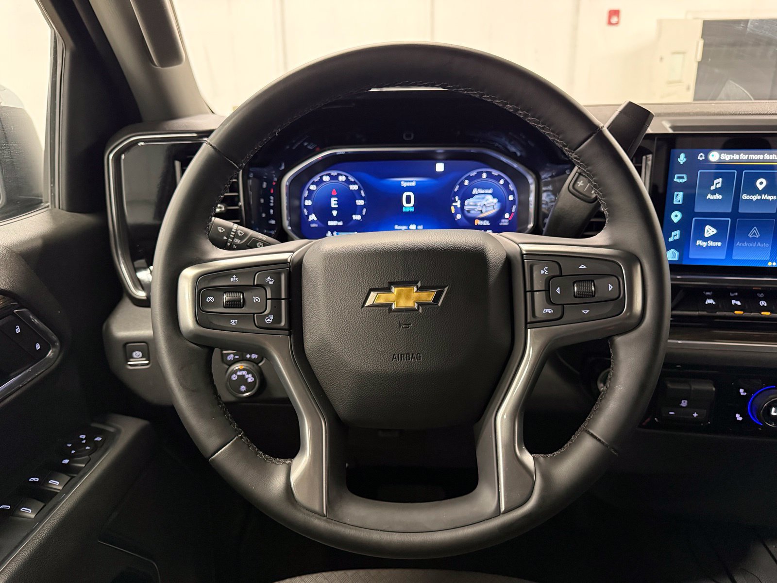 Used 2026 Chevrolet Silverado 1500 LT w/ Texas Edition Plus RWD image 13