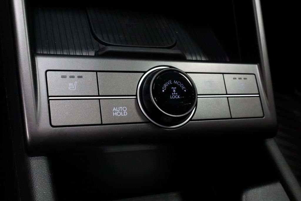 Certified 2025 Hyundai Kona SEL AWD/4WD image 5