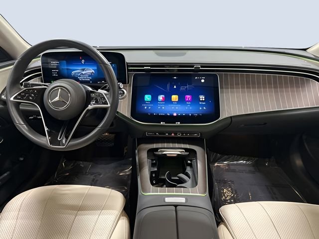 Used 2025 Mercedes-Benz E 350 4MATIC Sedan image 13