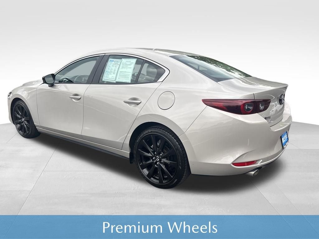 Used 2024 MAZDA MAZDA3 s FWD image 4