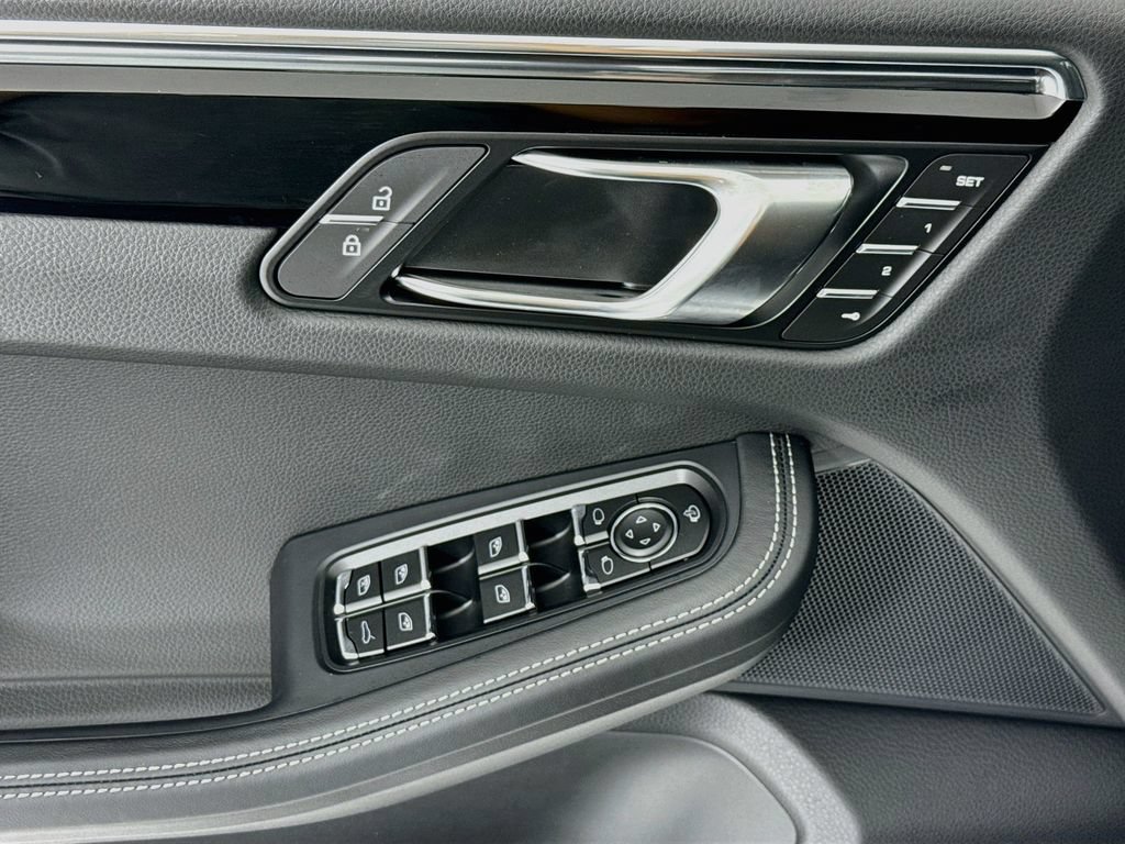 New 2026 Porsche Macan S AWD/4WD image 11