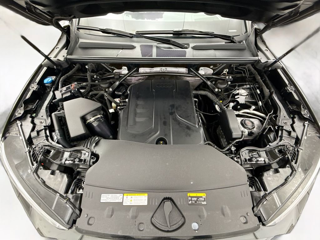 Used 2025 Audi Q5 Premium Plus w/ Premium Plus image 28