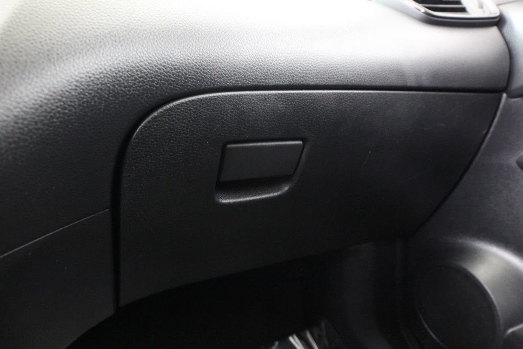 Used 2017 Nissan Rogue Sport SL AWD/4WD image 50