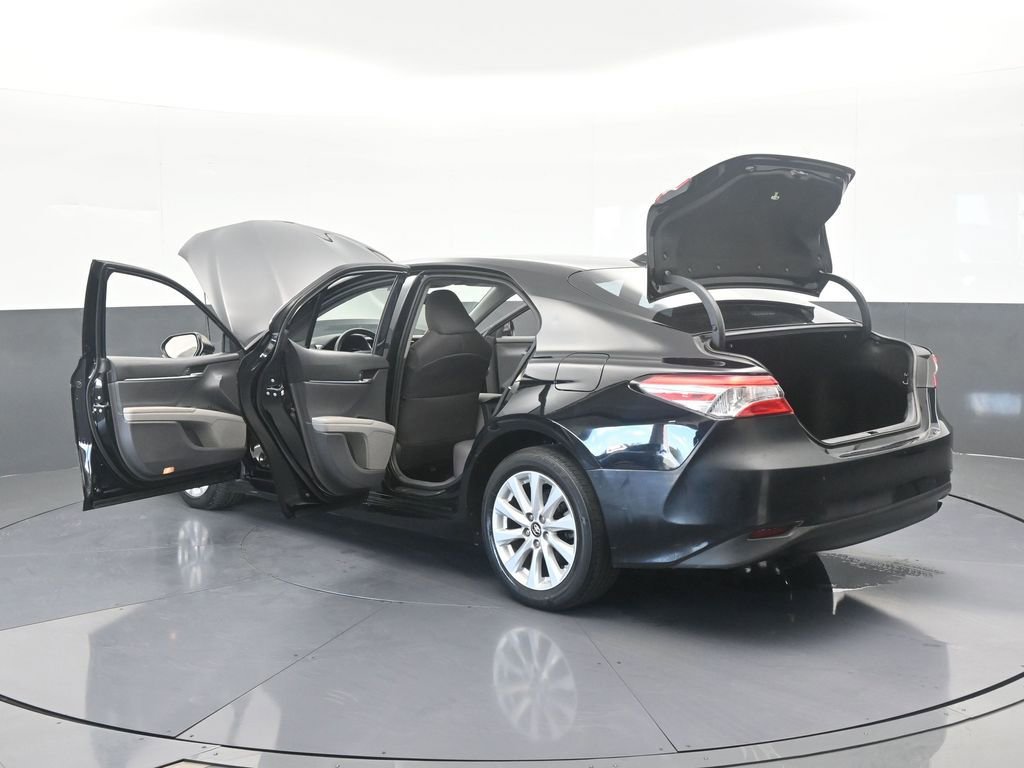 Used 2019 Toyota Camry LE image 74