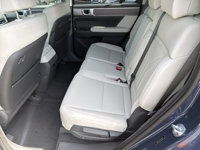 New 2027 Hyundai Santa Fe SEL FWD image 23