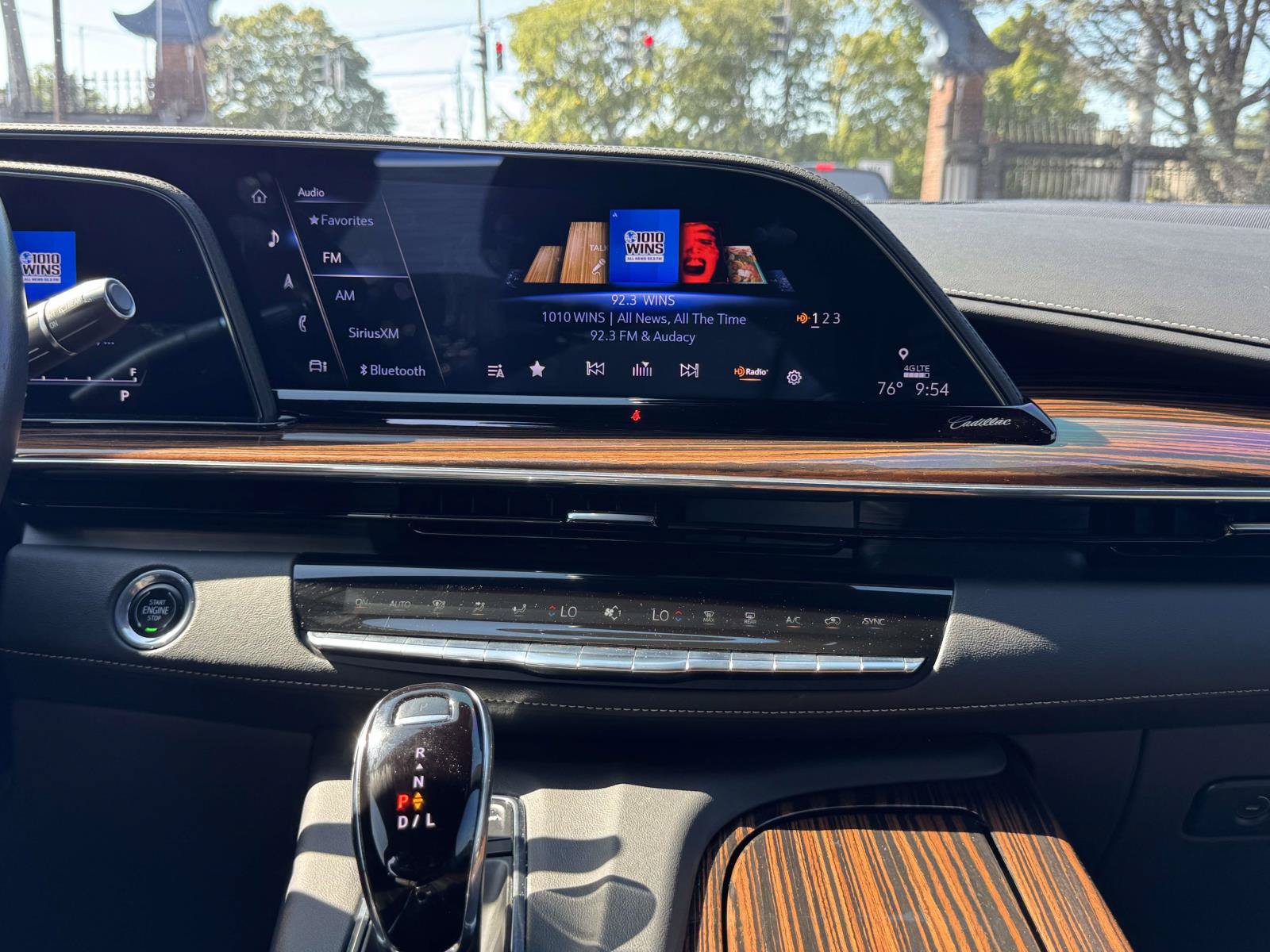 Certified 2023 Cadillac Escalade Premium Luxury w/ LPO, Floor Liner Package AWD/4WD image 23