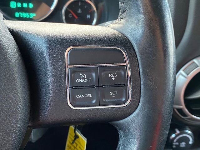 Used 2016 Jeep Wrangler Unlimited Rubicon w/ Dual Top Group image 28