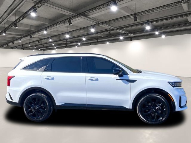 Certified 2023 Kia Sorento SX image 8