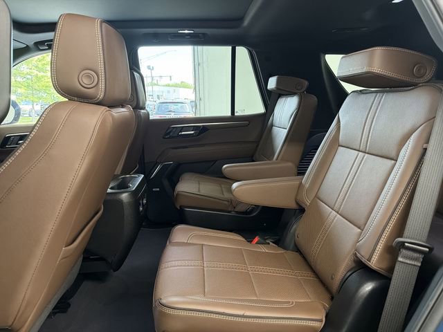 Certified 2025 Chevrolet Tahoe High Country AWD/4WD image 19