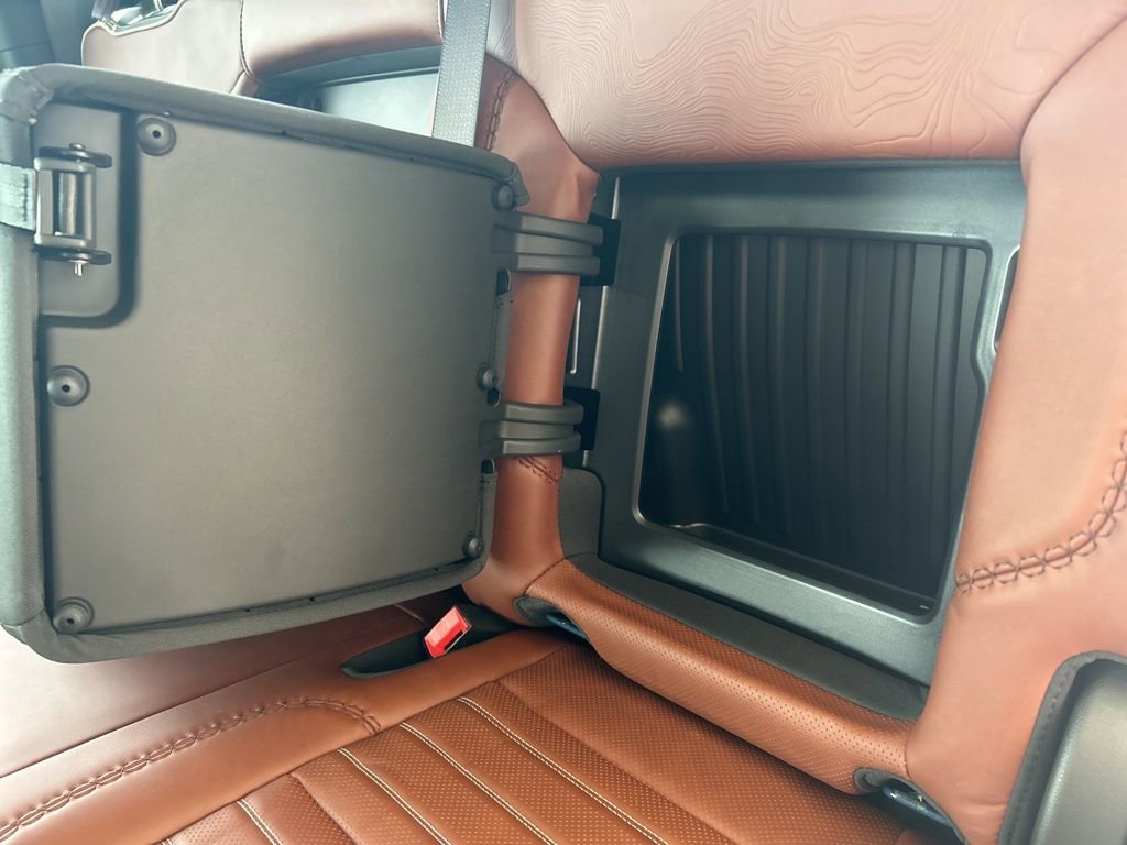 Used 2024 GMC Sierra 2500 Denali Ultimate image 11