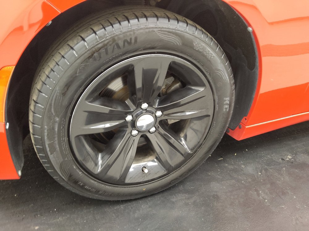 Used 2017 Dodge Charger SXT image 31