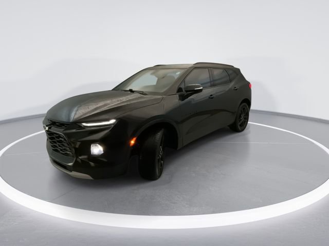 Used 2021 Chevrolet Blazer LT FWD image 2