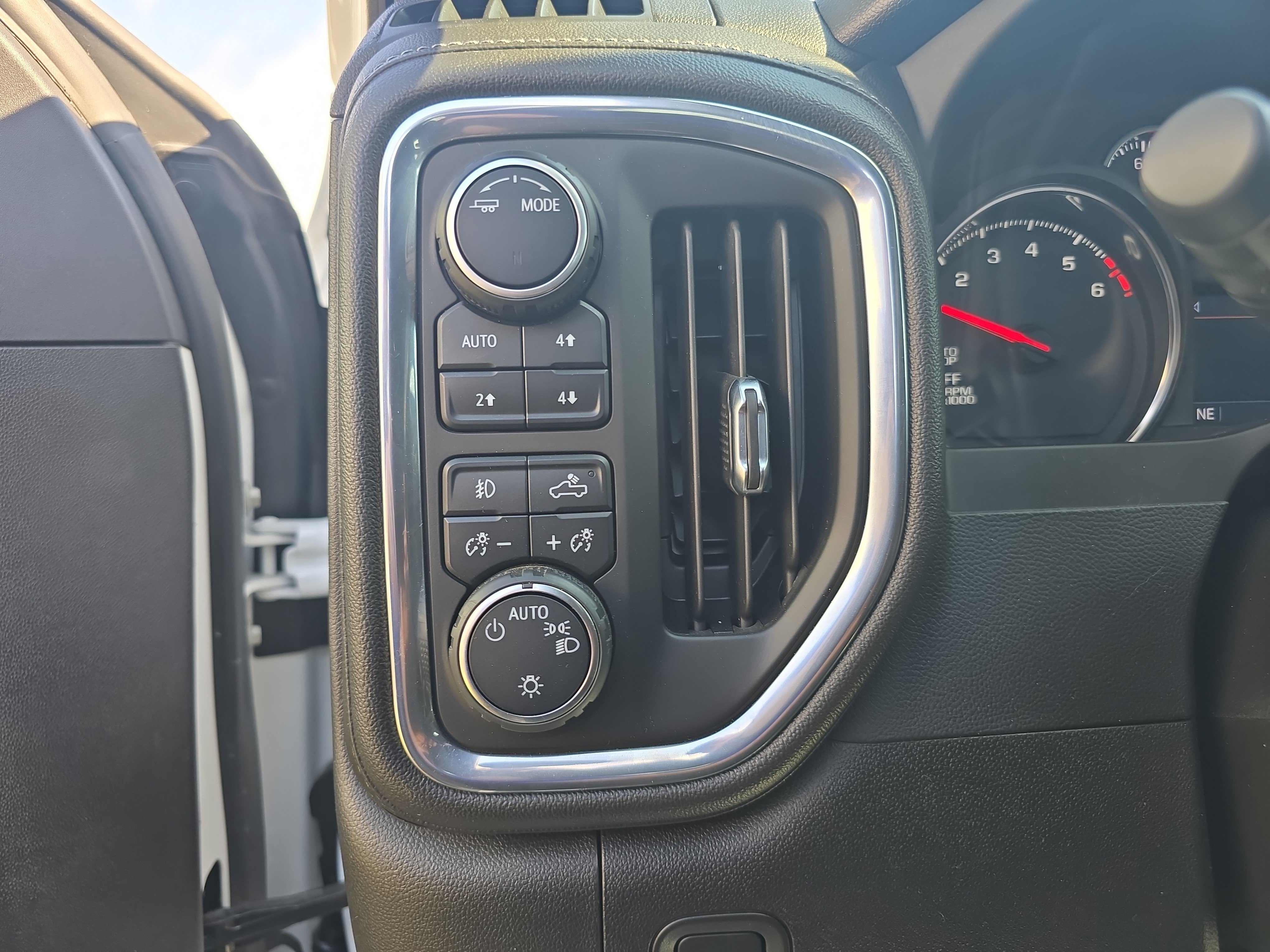 Used 2022 Chevrolet Silverado 1500 RST image 20