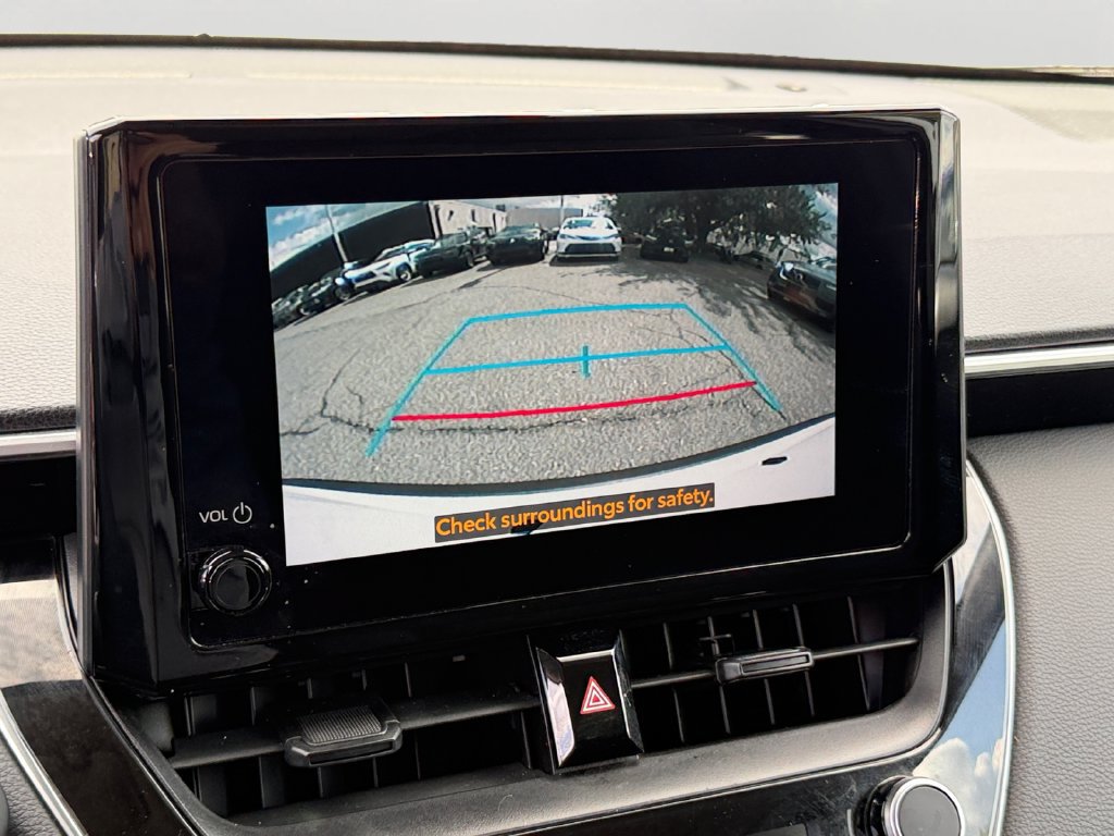 Used 2023 Toyota Corolla Cross LE AWD/4WD image 22