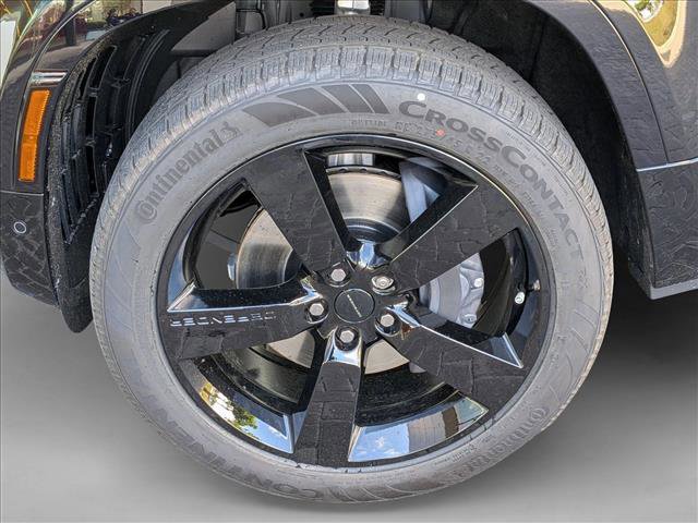 New 2026 Land Rover Defender 110 X-Dynamic SE image 9