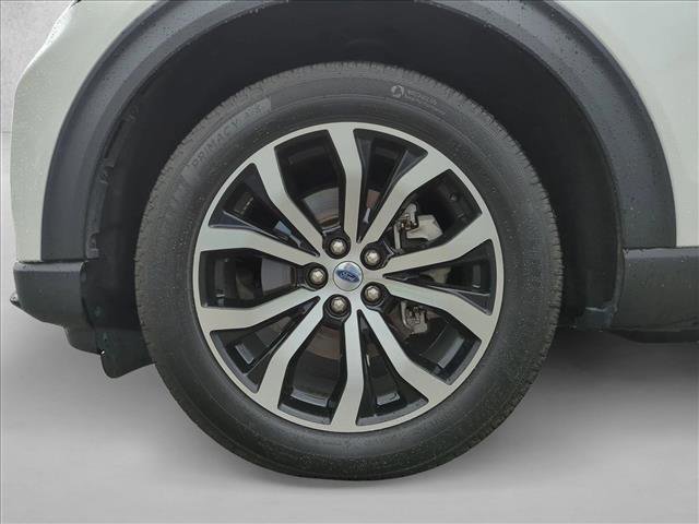 Used 2025 Ford Explorer ST-Line w/ Premium Package image 14