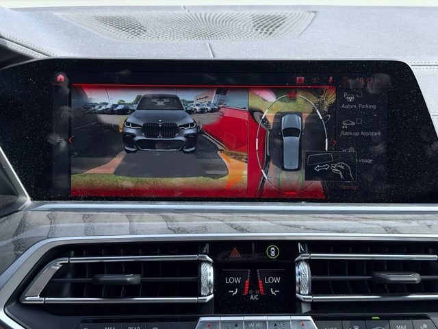 Used 2019 BMW X7 xDrive50i w/ M Sport Package AWD/4WD image 52