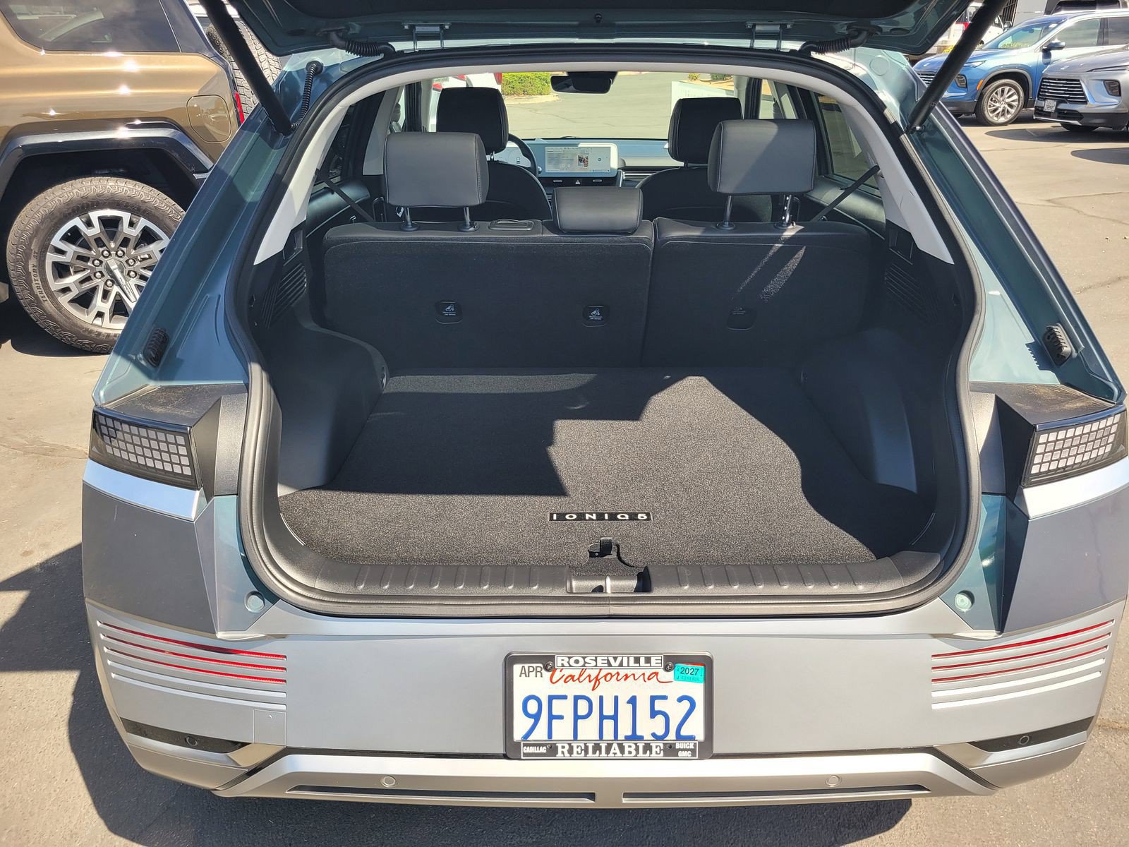 Used 2023 Hyundai Ioniq 5 Limited AWD/4WD image 7