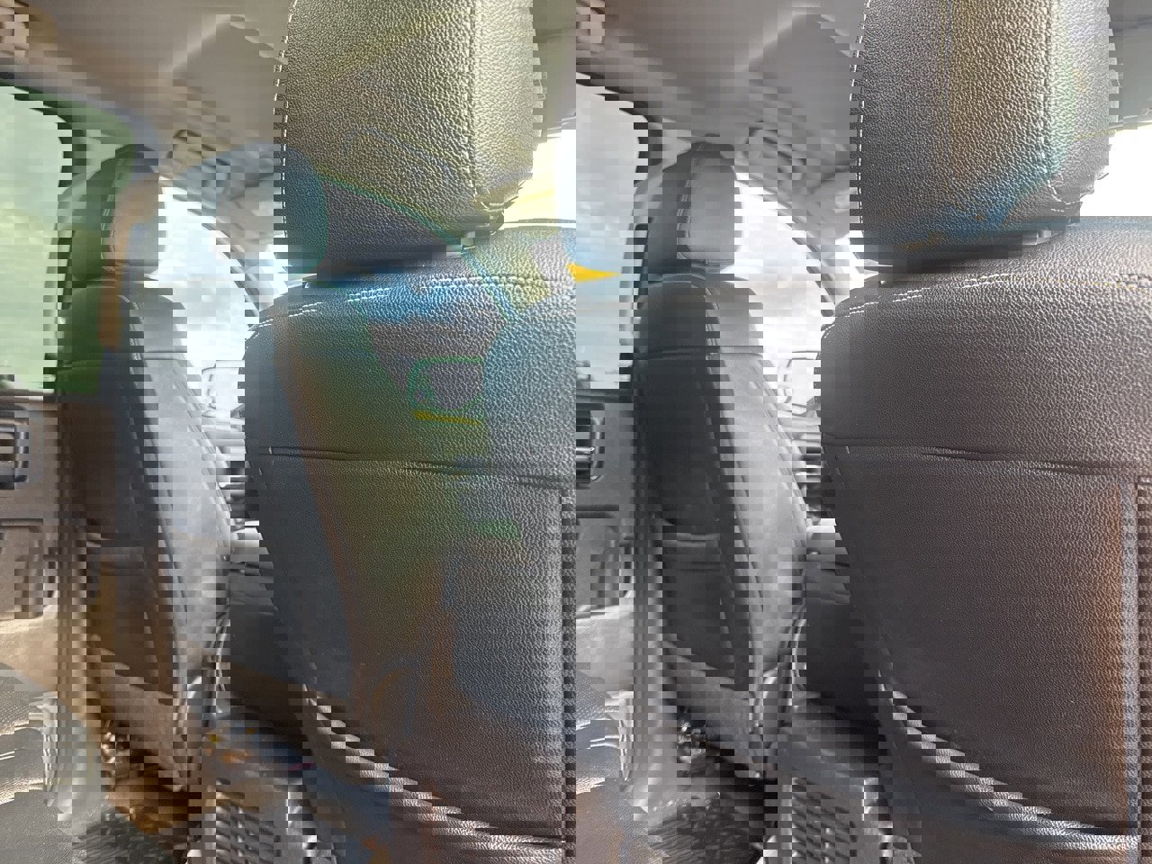 Used 2018 Chevrolet Silverado 1500 LT w/ LT Eassist Package image 16