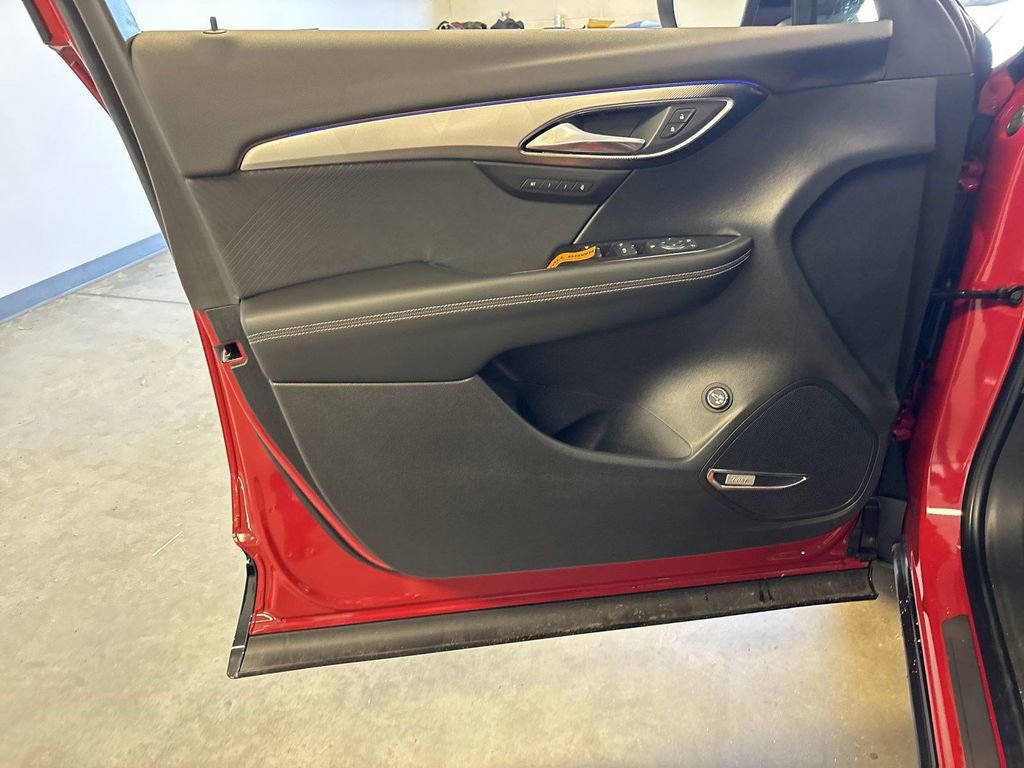 New 2025 Buick Envision Sport Touring image 27