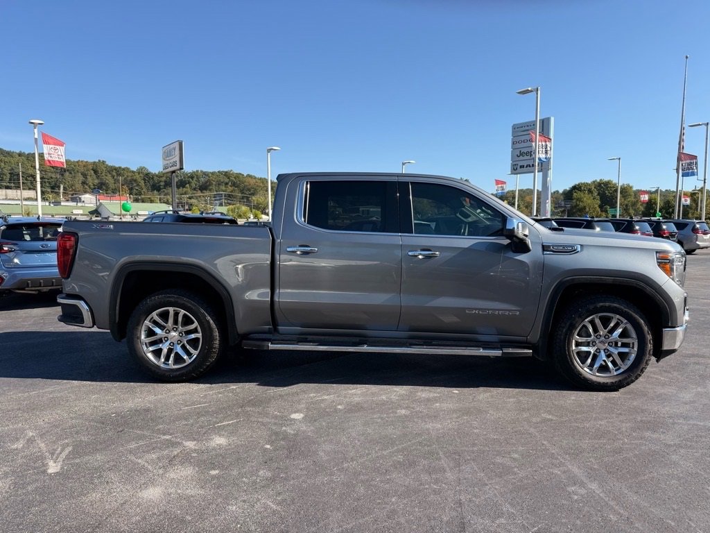 Used 2021 GMC Sierra 1500 SLT w/ SLT Premium Package image 3